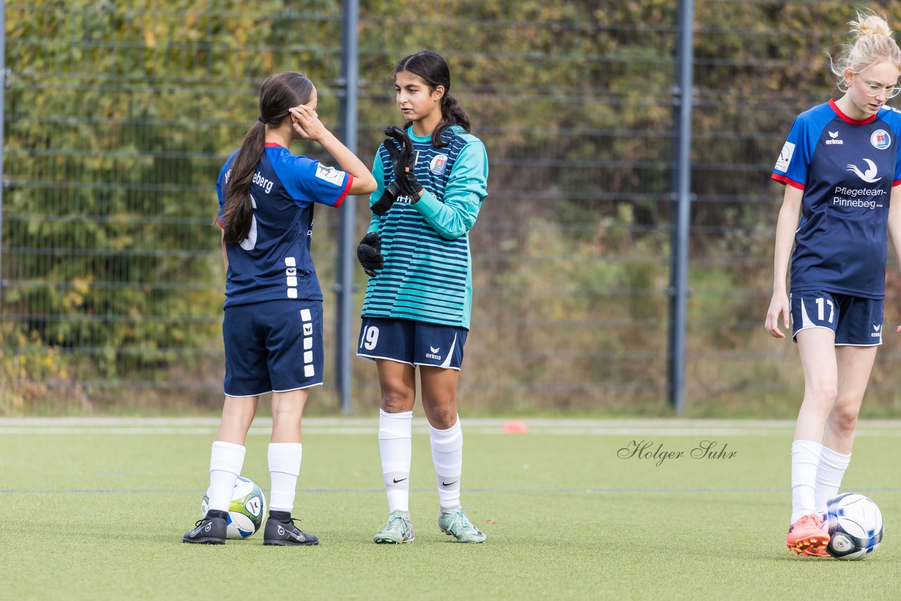 Bild 51 - wU19 Rissener SV - VfL Pinneberg : Ergebnis: 9:1